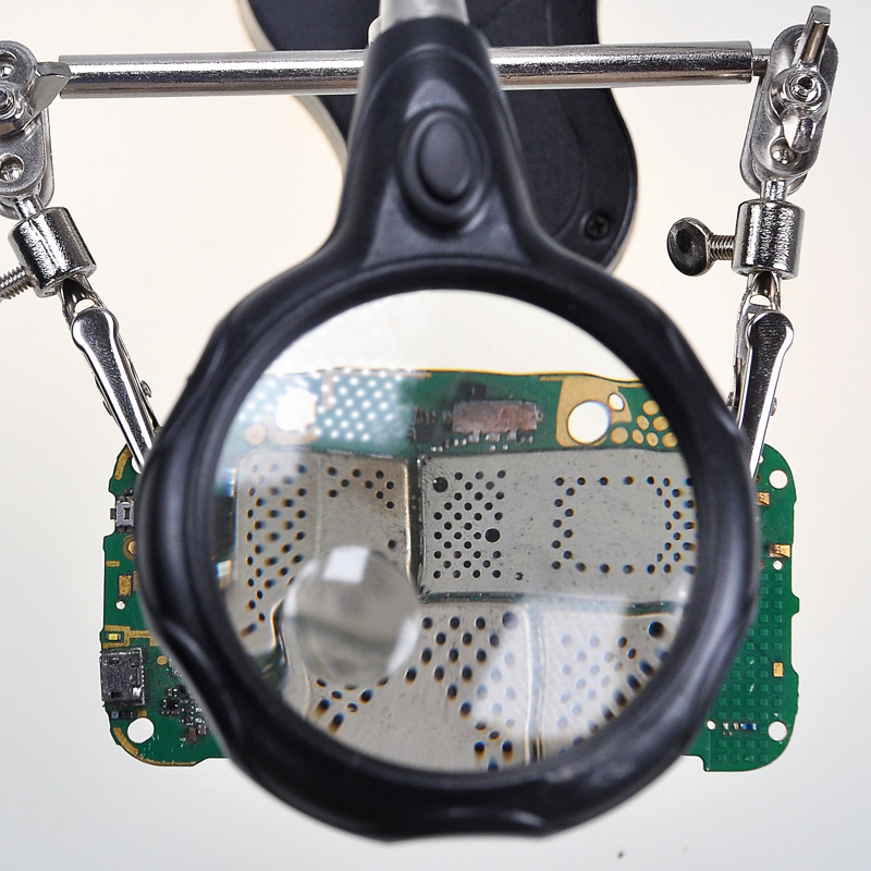 Lighted Magnifying Glass with  - Diy Electronics Workstation のレビューと価格