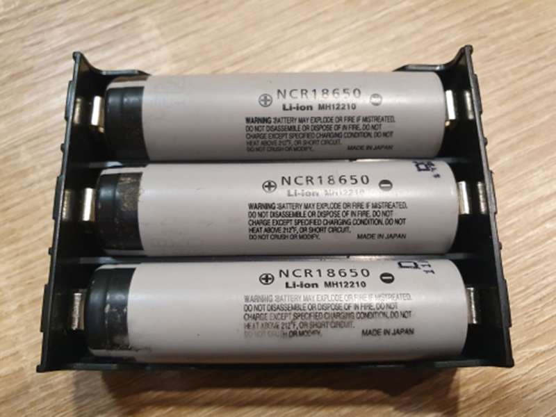 ABS Plastic Shell 18650 Power  - Diy Electronics Tools のレビューと価格