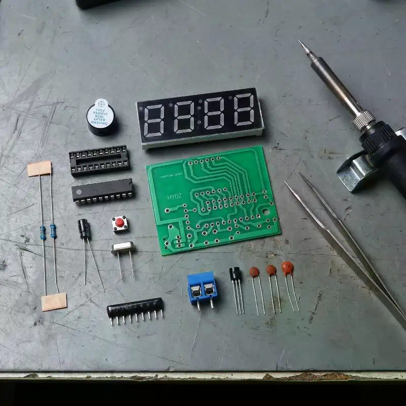 DIY Digital LED Clock Kit 4 Di - Diy Electronics Projects For Students のレビューと価格